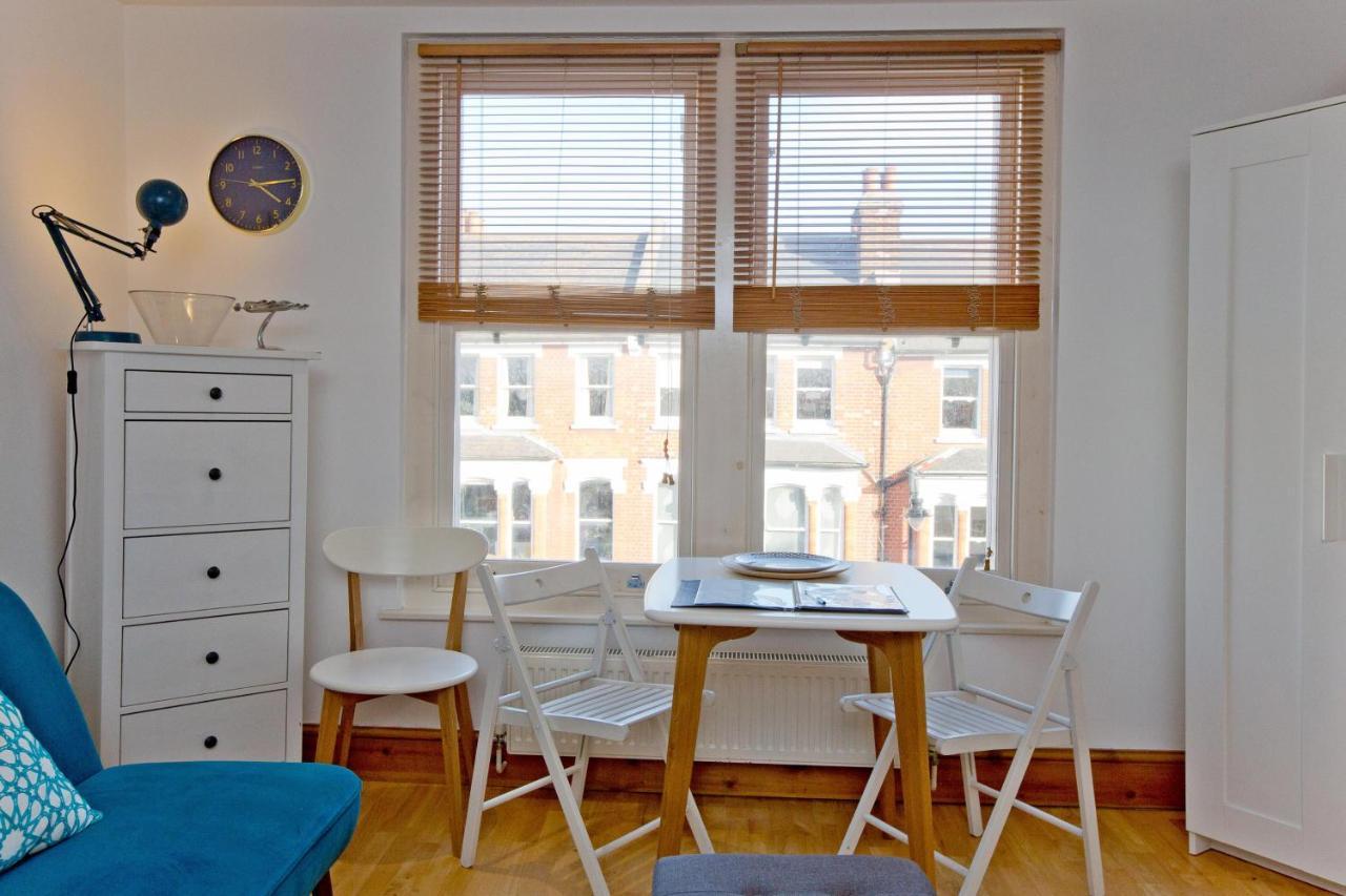 Convenient Highbury Fields 1 Bedroom - Parking By Request Apartament Londra